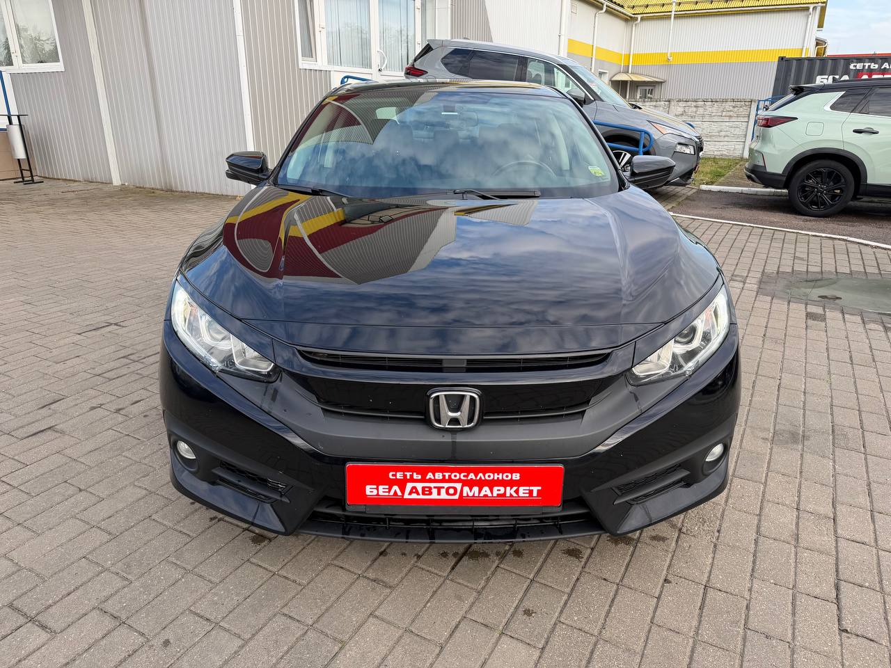 Фото автомобиля 3