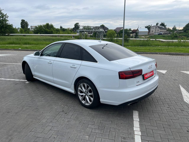 Фото автомобиля 6