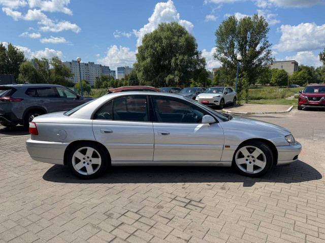Фото автомобиля 3