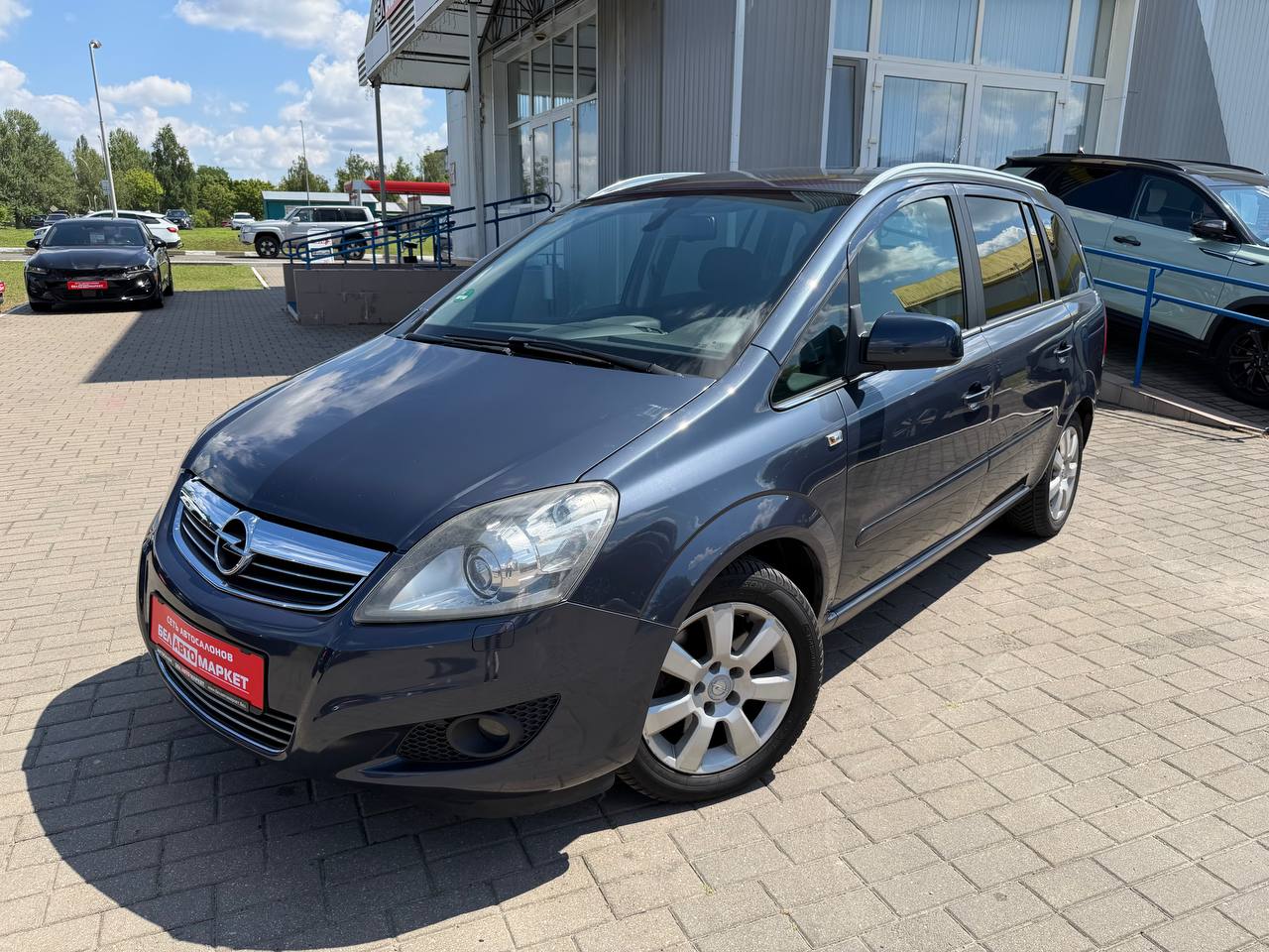 авто с пробегом opel zafira 2010