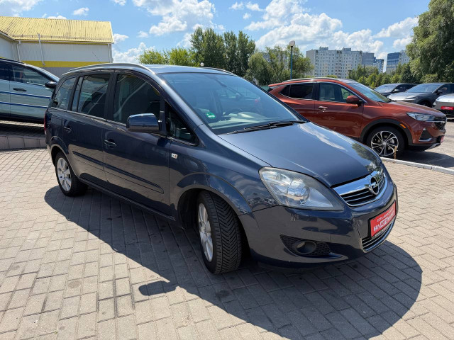 Фото автомобиля 3