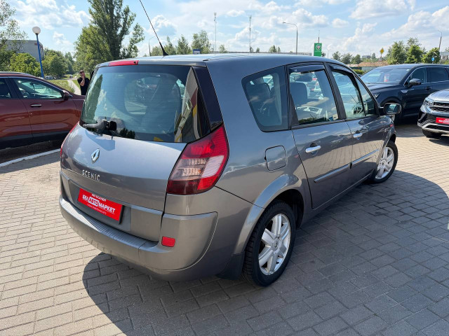 Фото автомобиля 6