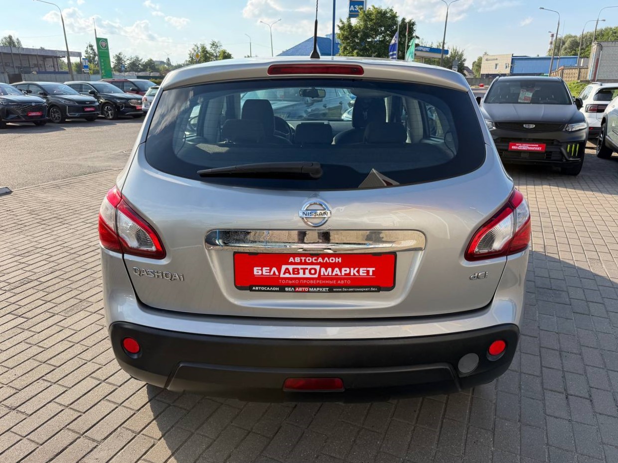 Фото автомобиля 7