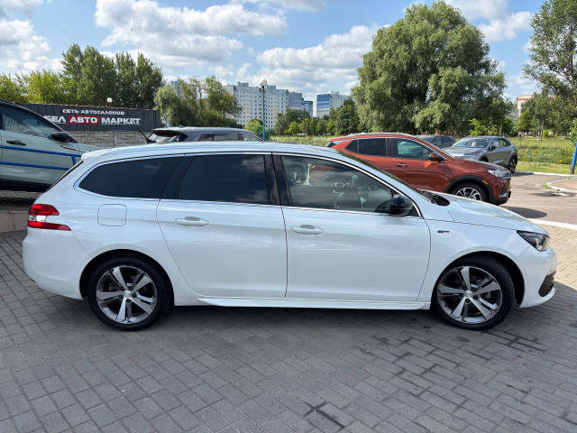Фото автомобиля 5