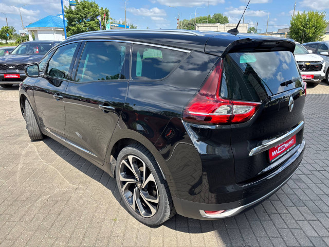 Фото автомобиля 7