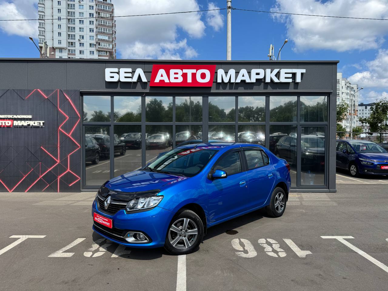 авто с пробегом renault logan 2016