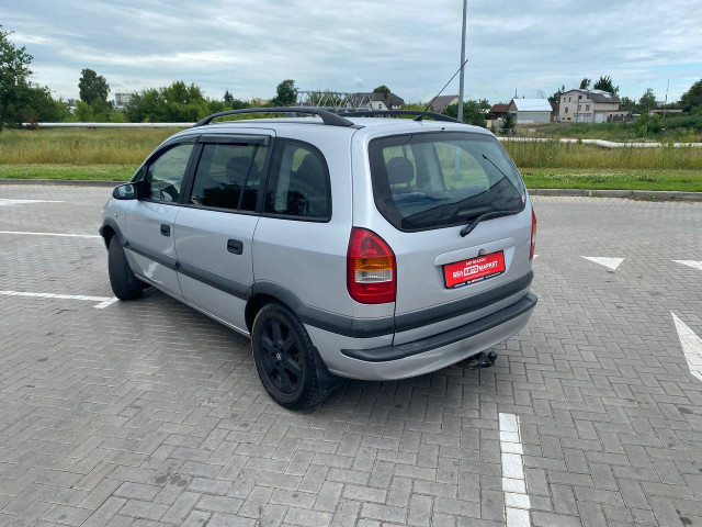 Фото автомобиля 6