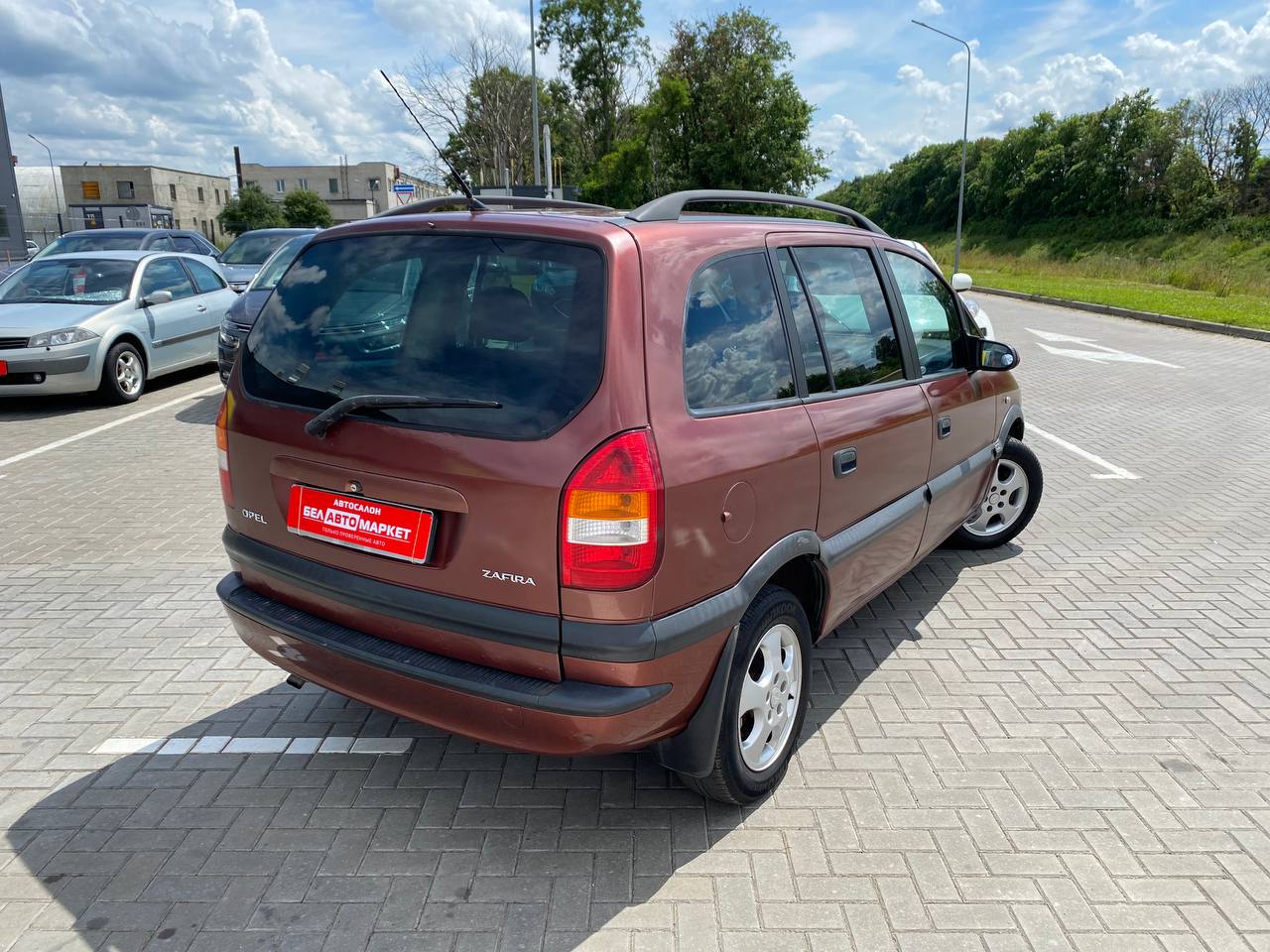 Фото автомобиля 1