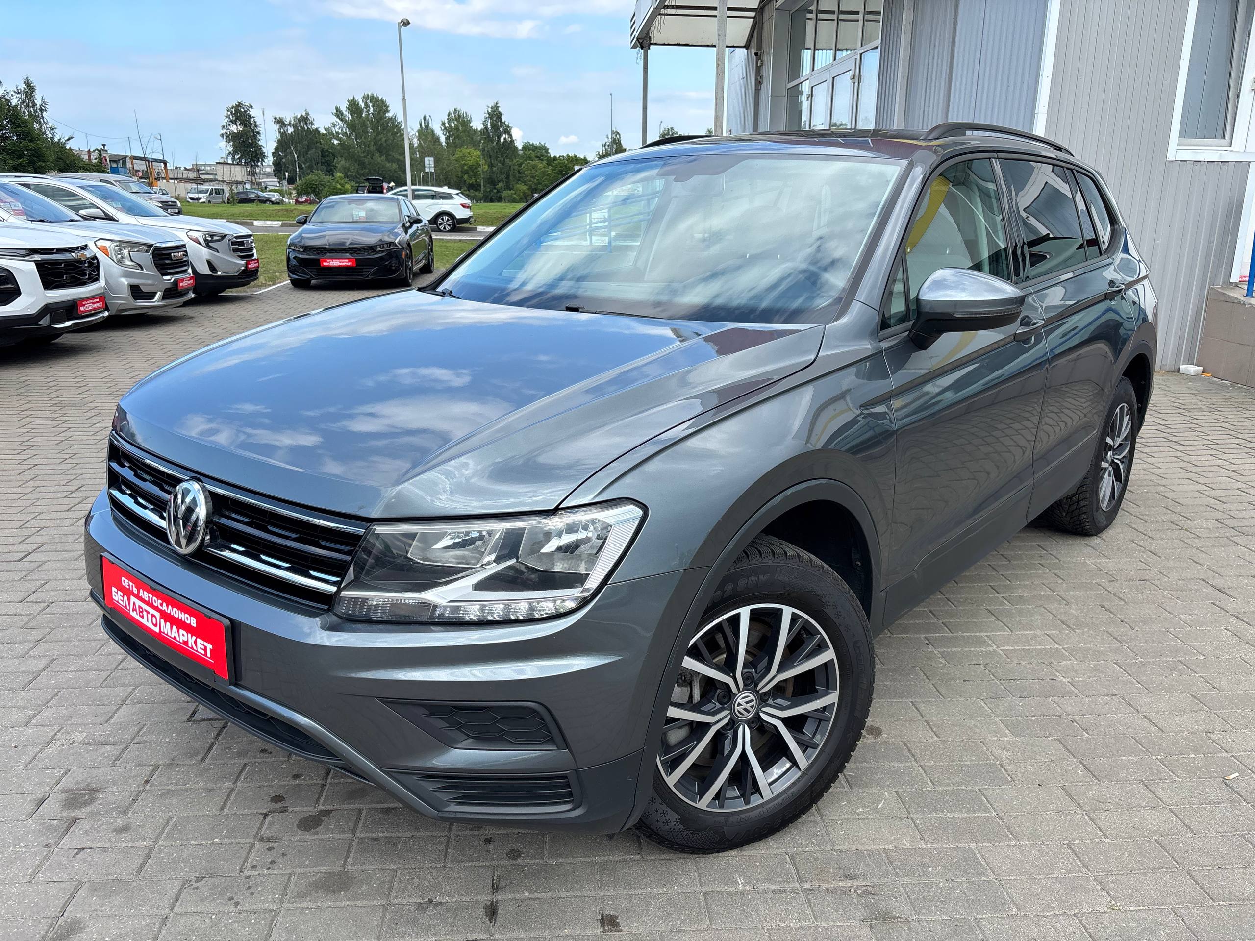 авто с пробегом volkswagen tiguan 2020