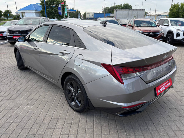 Фото автомобиля 7