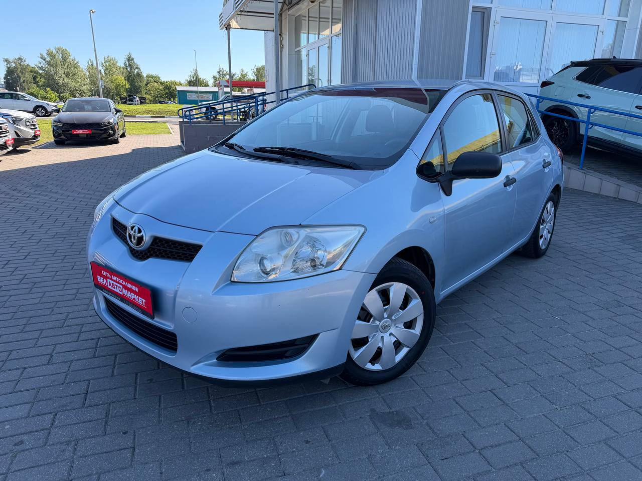 авто с пробегом toyota auris 2009