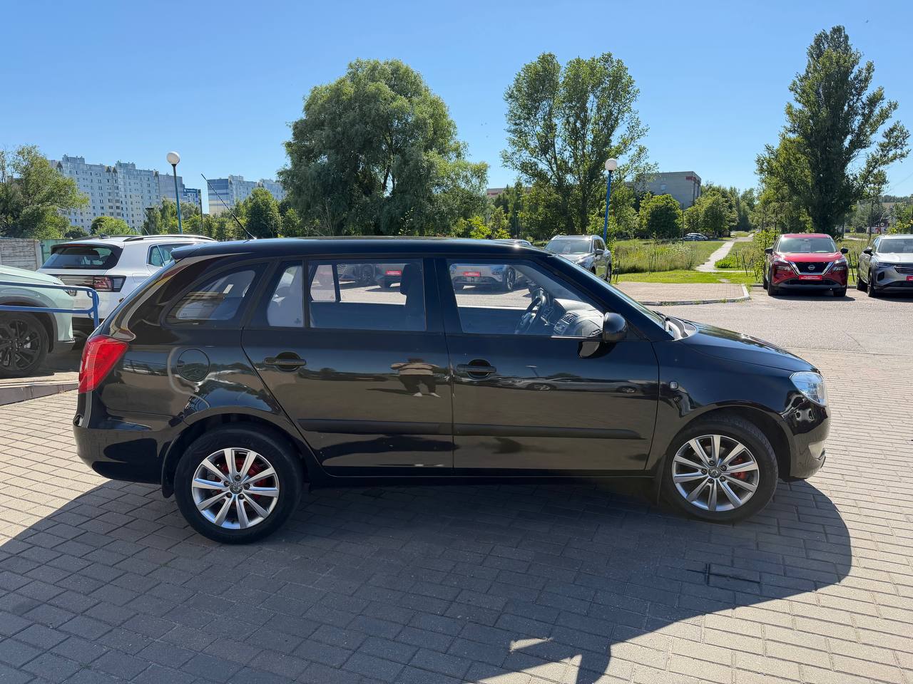 Фото автомобиля 3