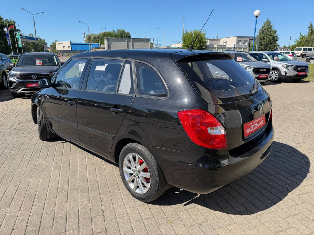 Фото автомобиля 6