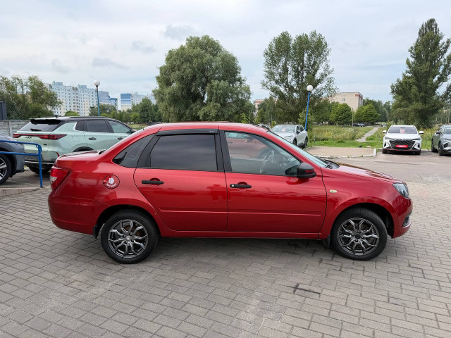 Фото автомобиля 5