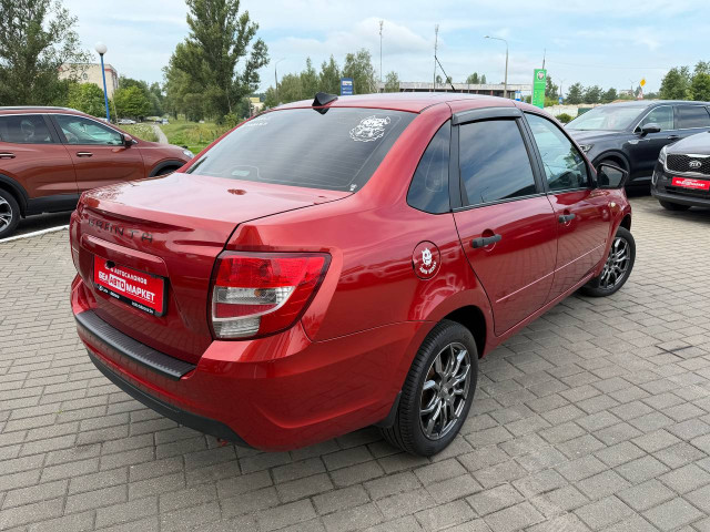 Фото автомобиля 6