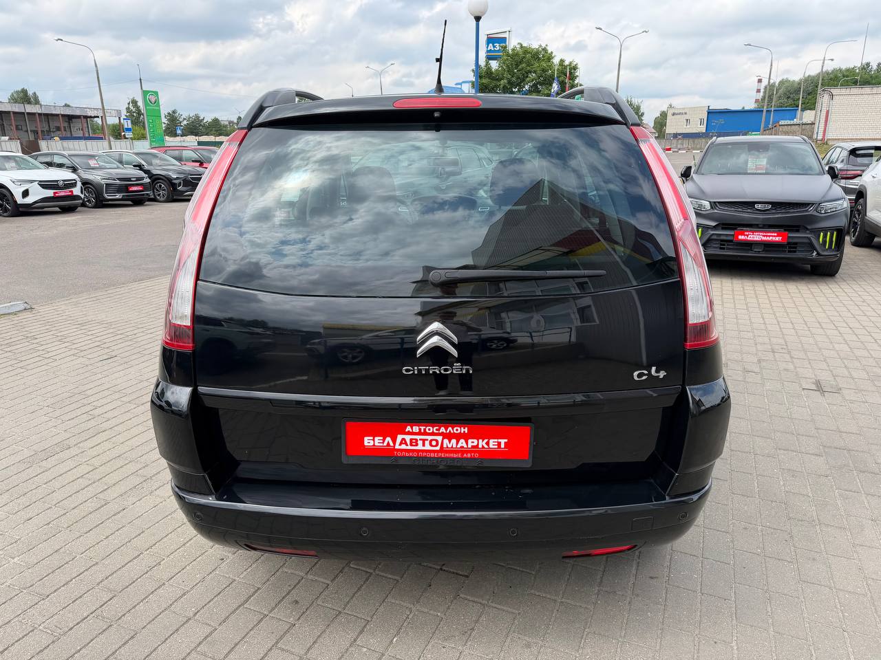 Фото автомобиля 7