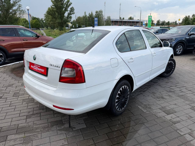 Фото автомобиля 5