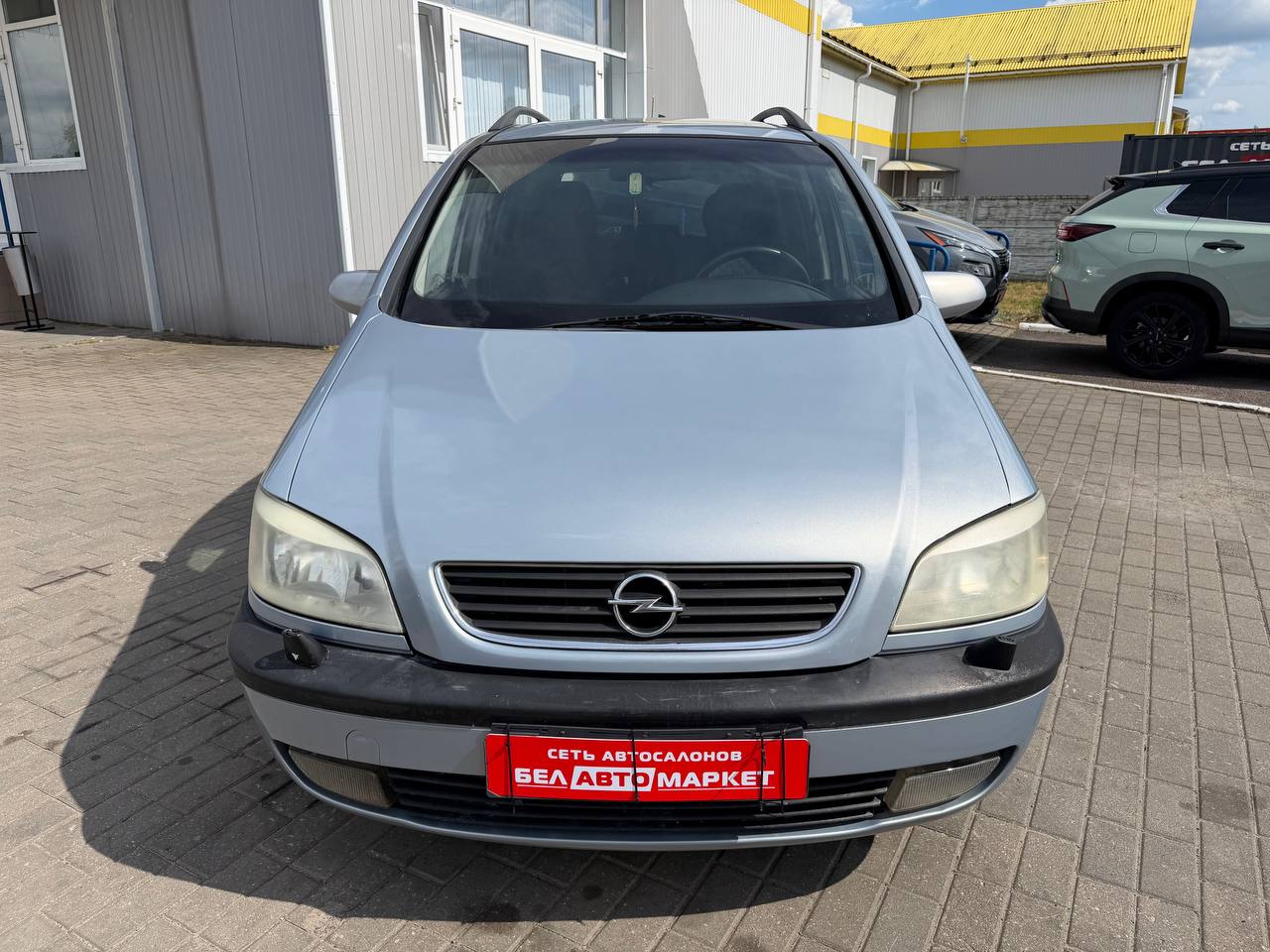 Фото автомобиля 3