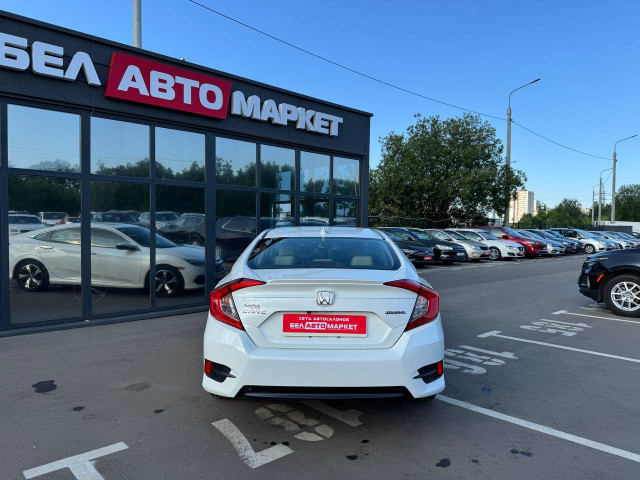 Фото автомобиля 7