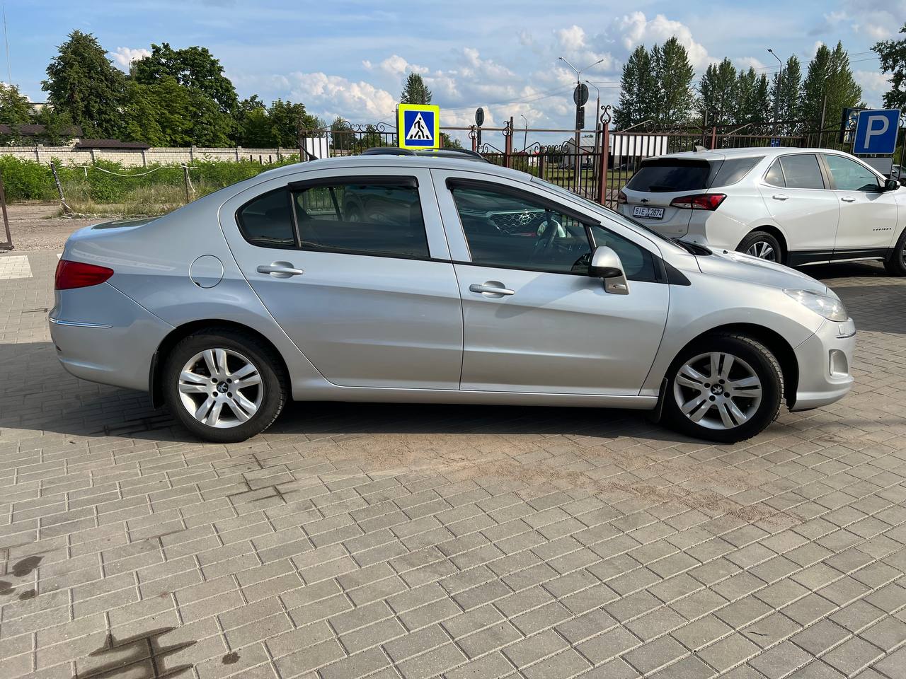 Фото автомобиля 2