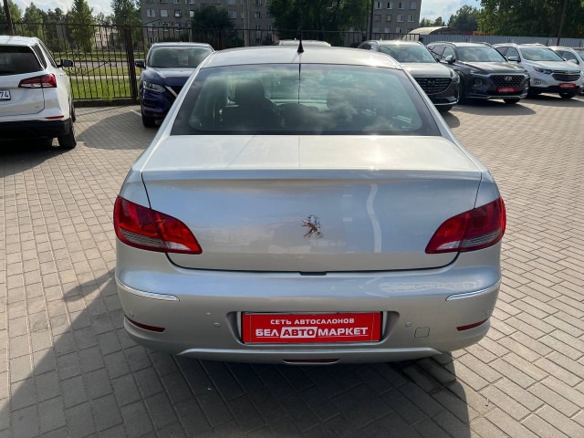 Фото автомобиля 5