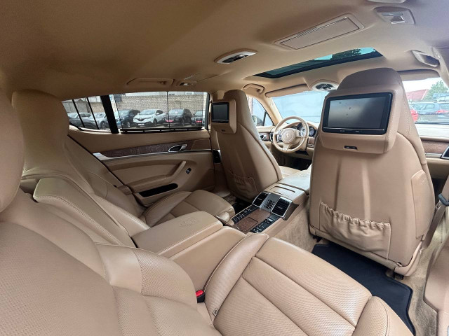 Фото автомобиля 11