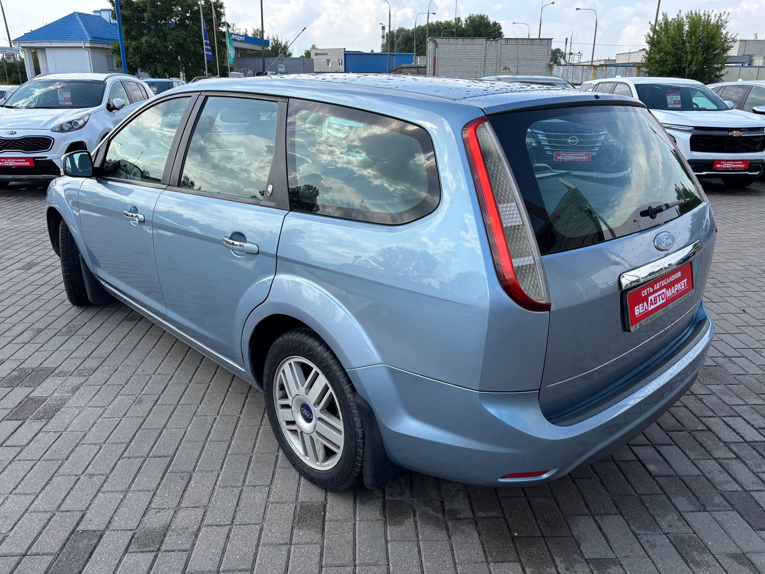 Фото автомобиля 8