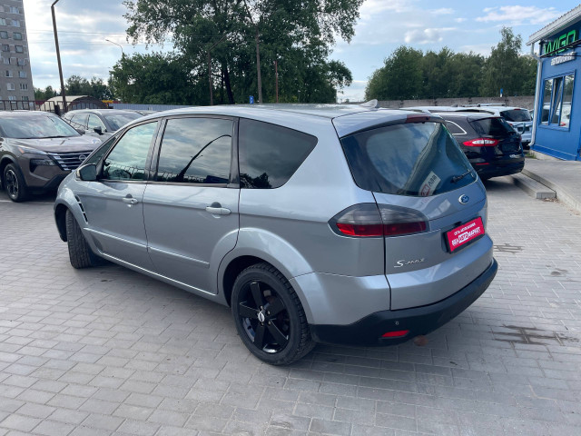 Фото автомобиля 9