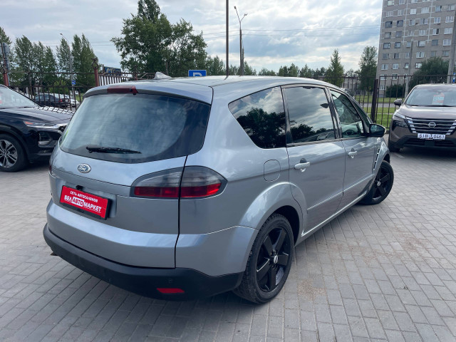 Фото автомобиля 12