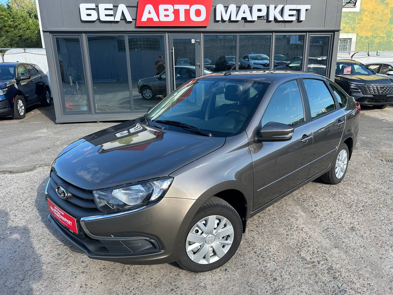 авто с пробегом lada (ВАЗ) granta 2024