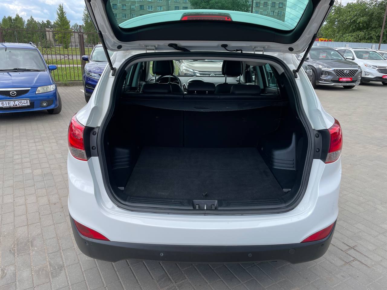 Фото автомобиля 12
