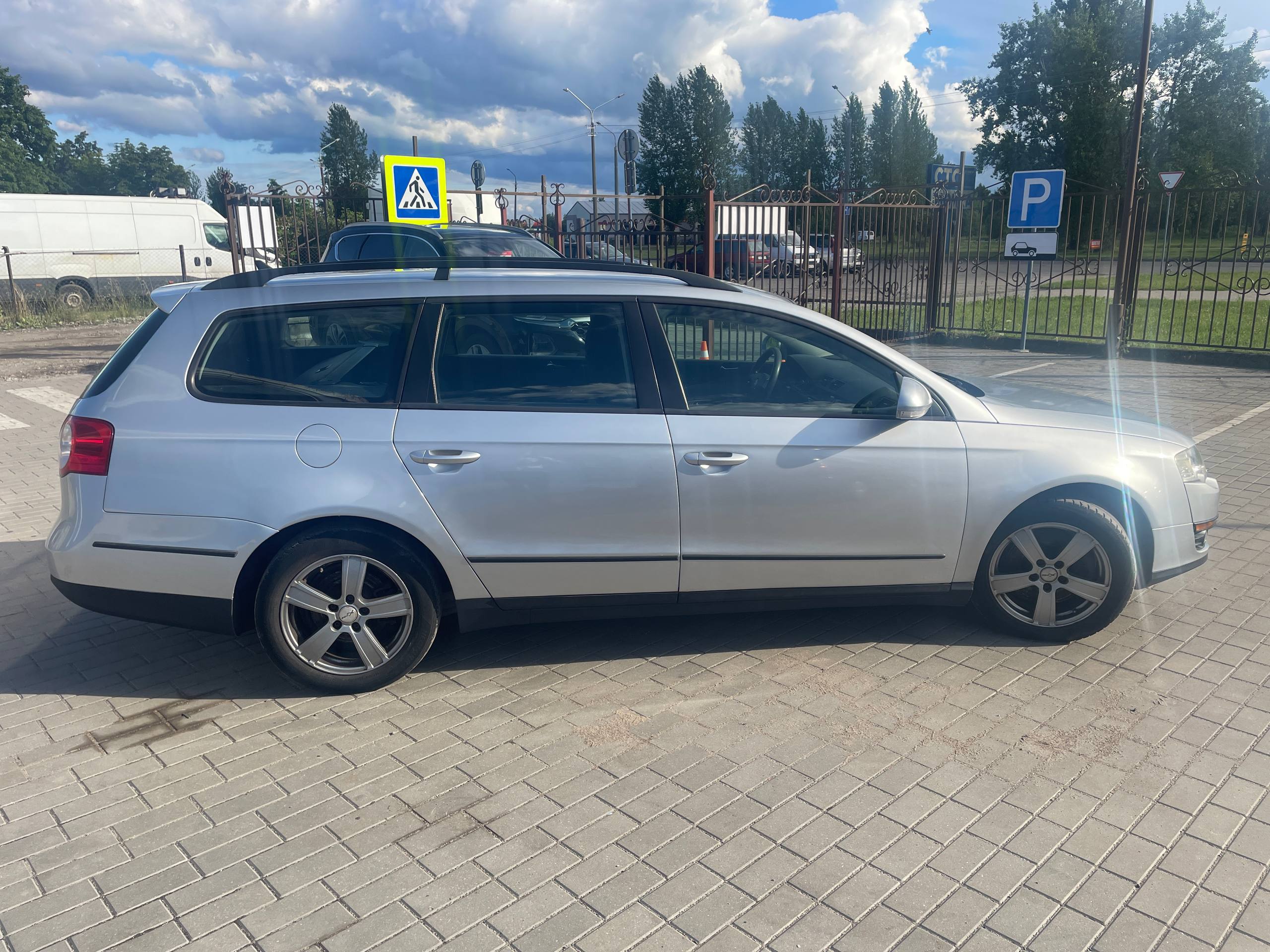 Фото автомобиля 2