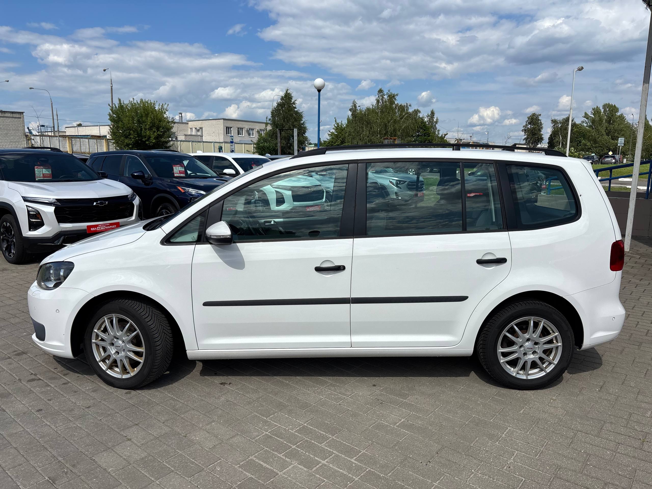 Фото автомобиля 7
