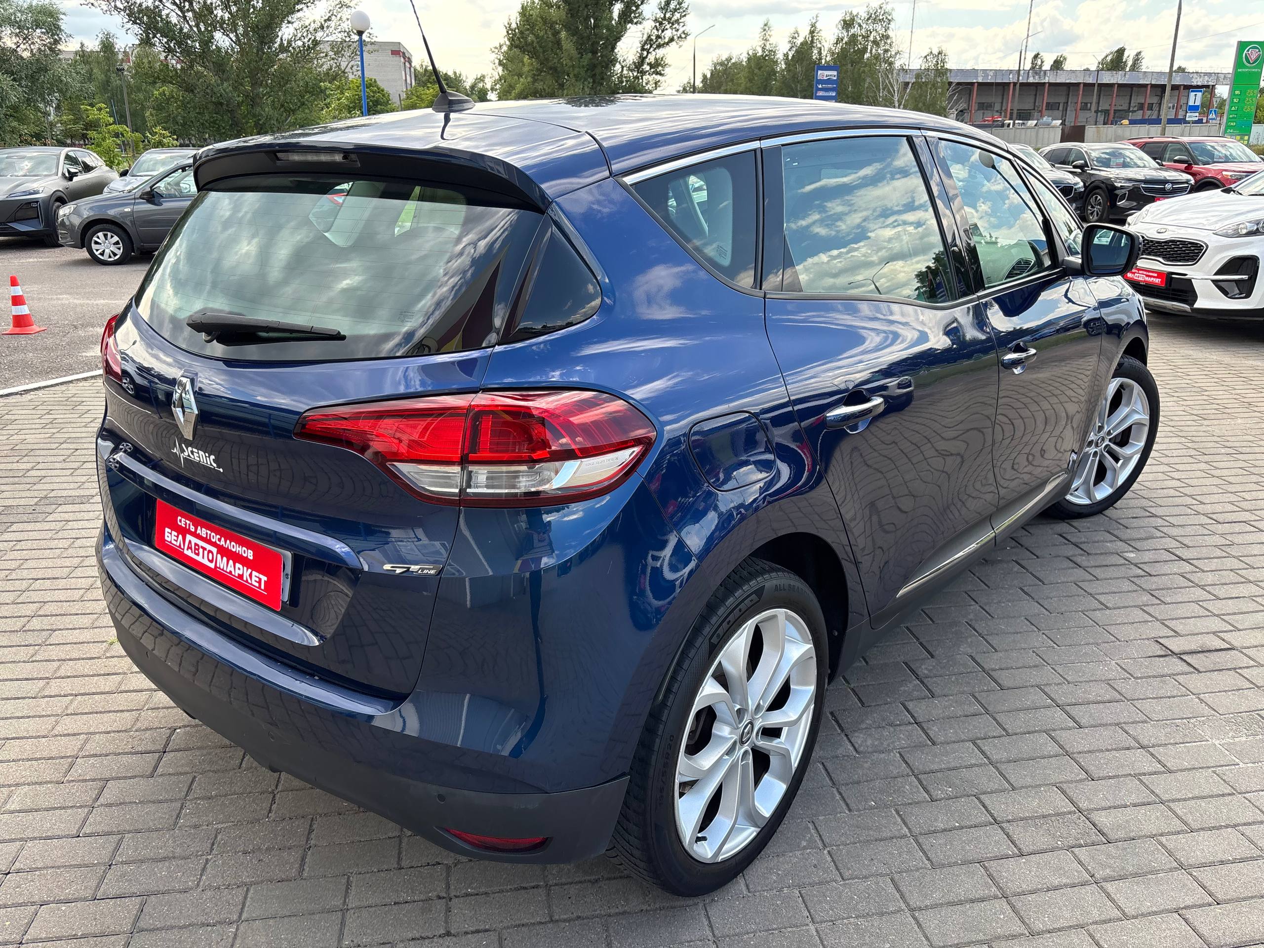 Фото автомобиля 5