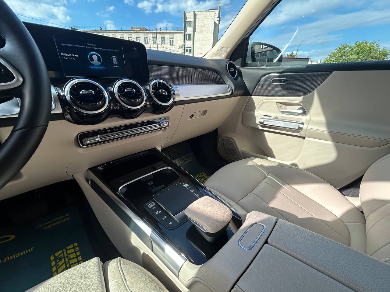 Фото автомобиля 18