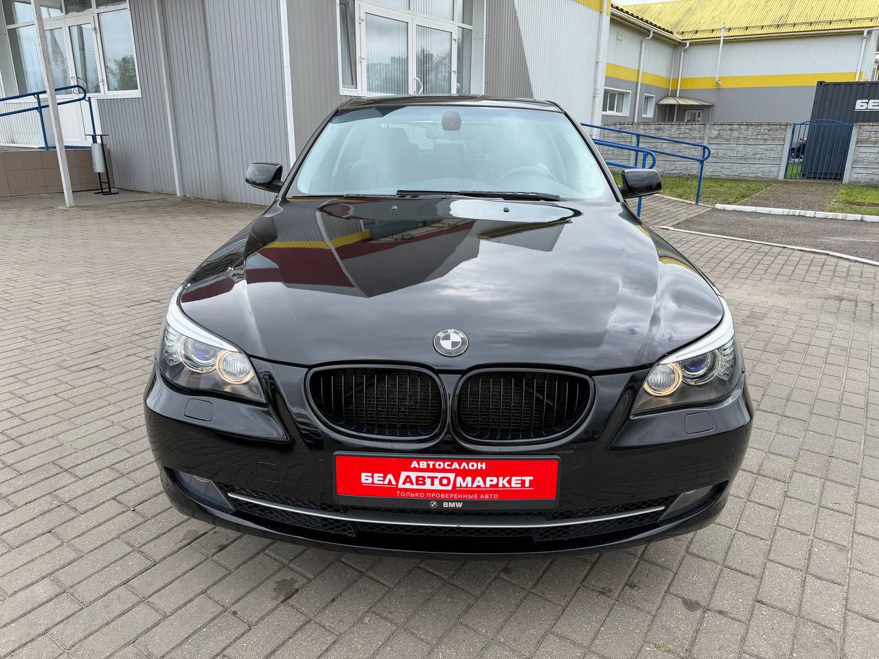 Фото автомобиля 3