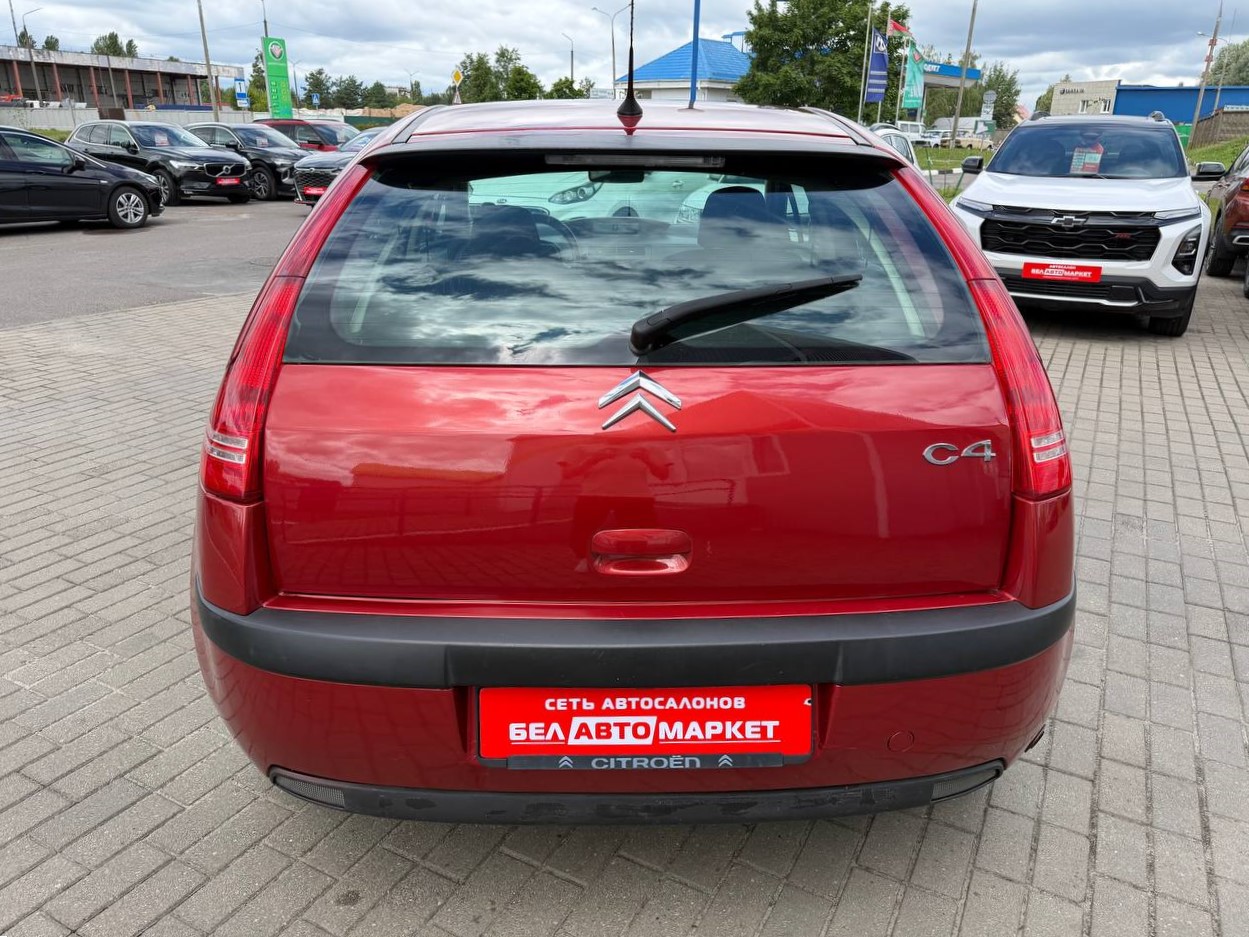 Фото автомобиля 6