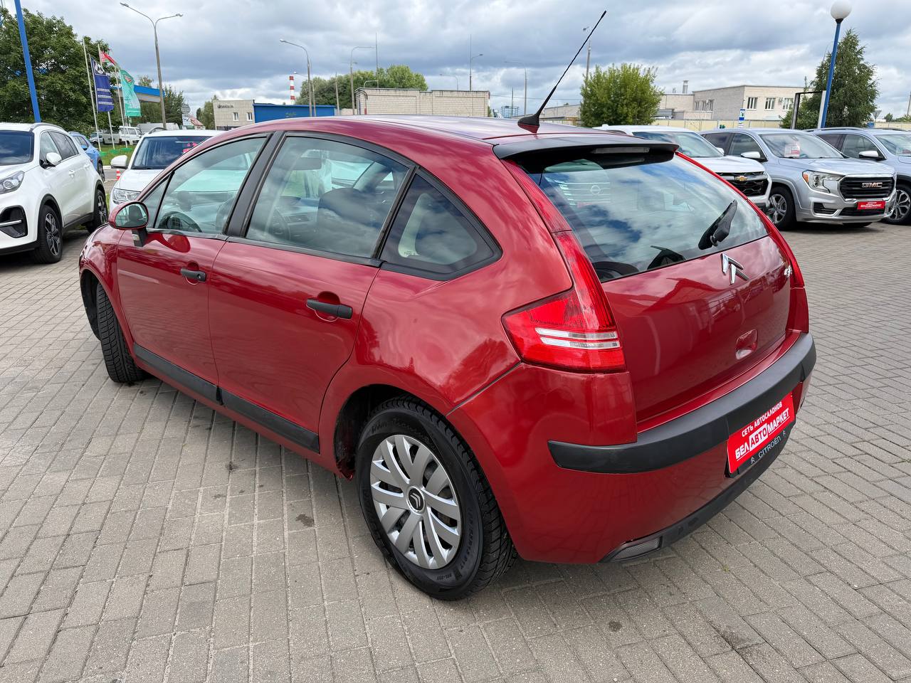 Фото автомобиля 8