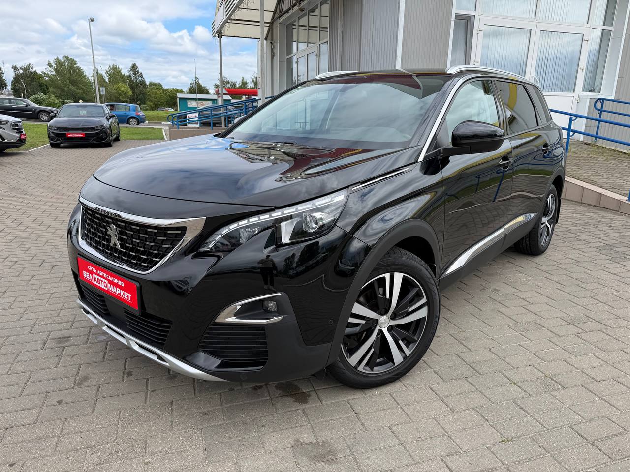 авто с пробегом peugeot 5008 2018