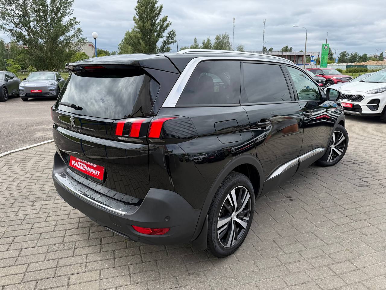 Фото автомобиля 5