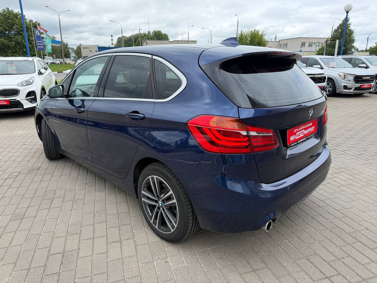 Фото автомобиля 6