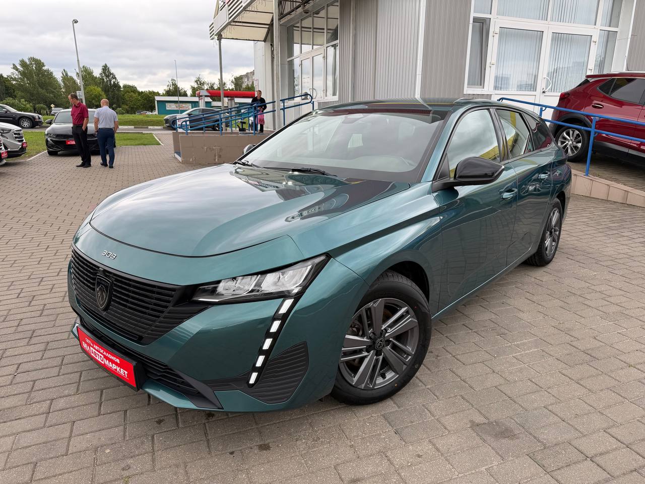 авто с пробегом peugeot 308 2023