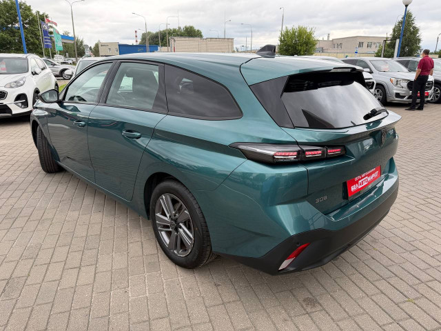 Фото автомобиля 8