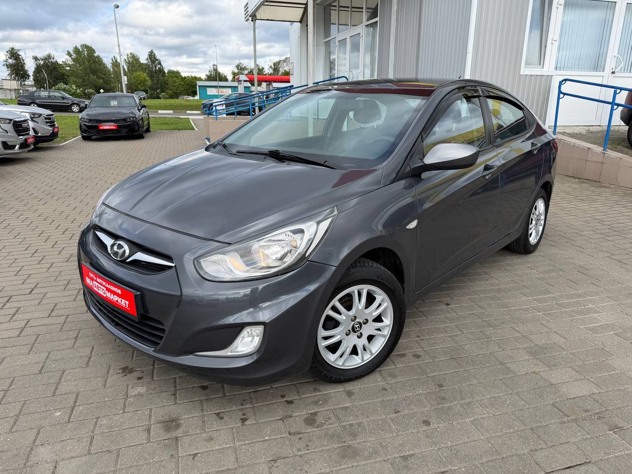 авто с пробегом hyundai solaris 2011
