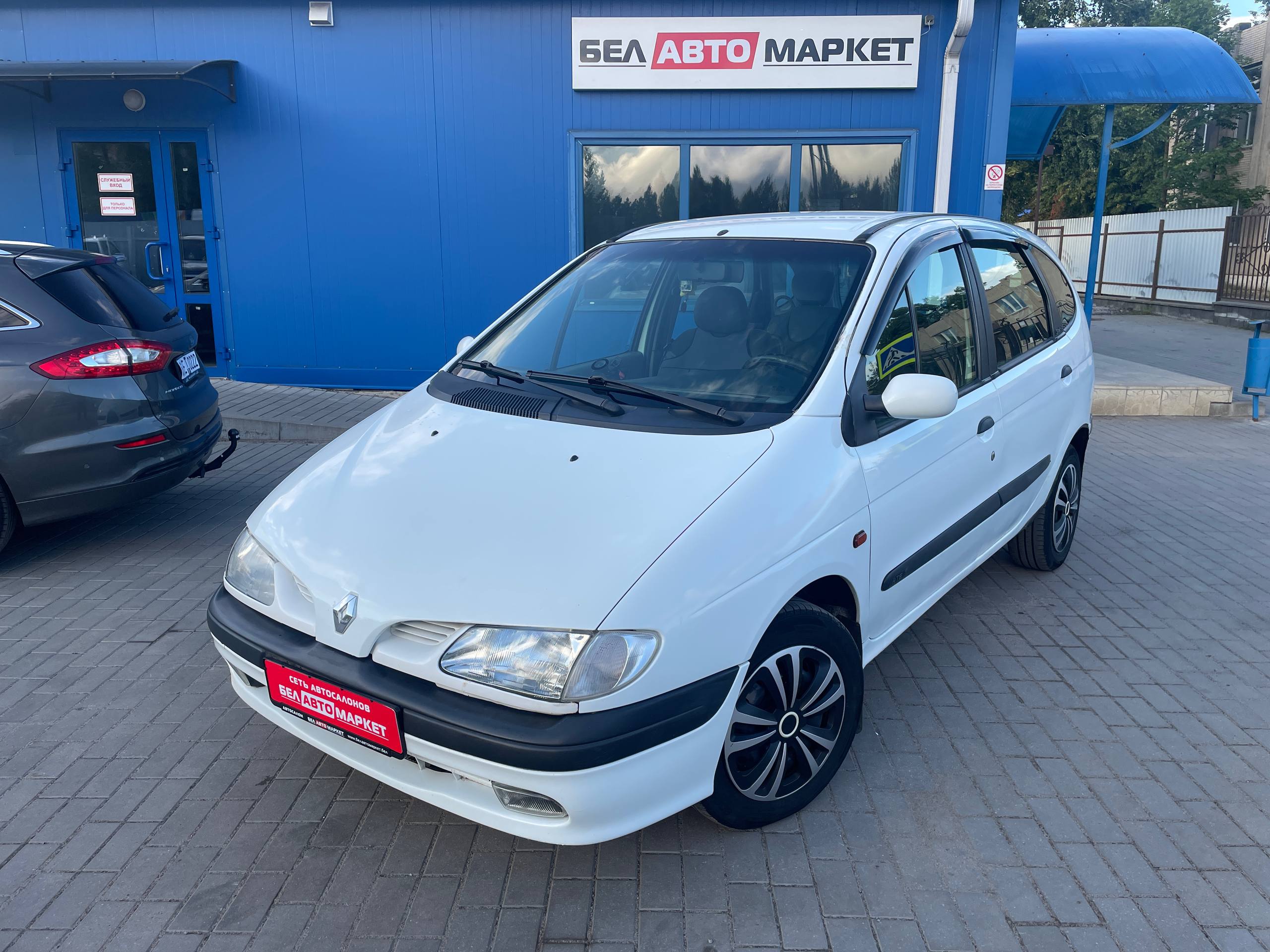 авто с пробегом renault scenic 1999