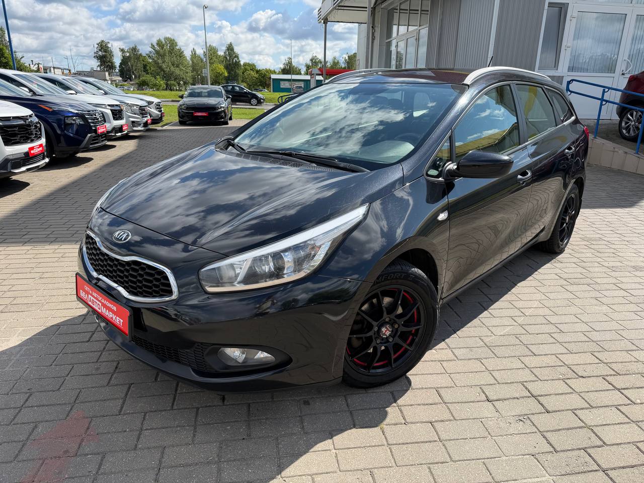 авто с пробегом kia cee'd 2014