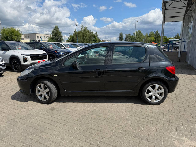 Фото автомобиля 7