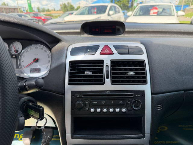 Фото автомобиля 11