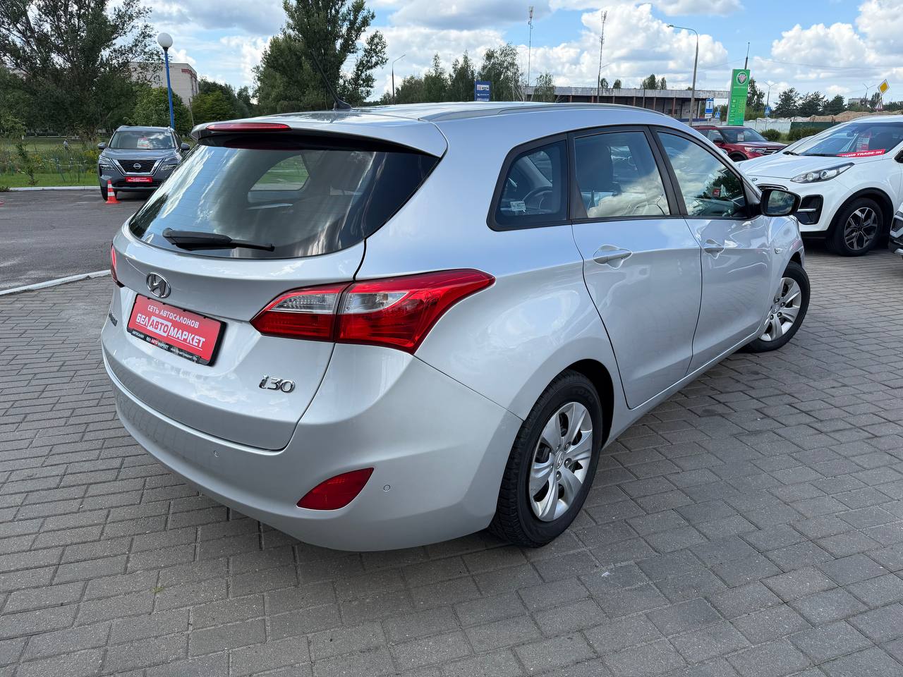 Фото автомобиля 6