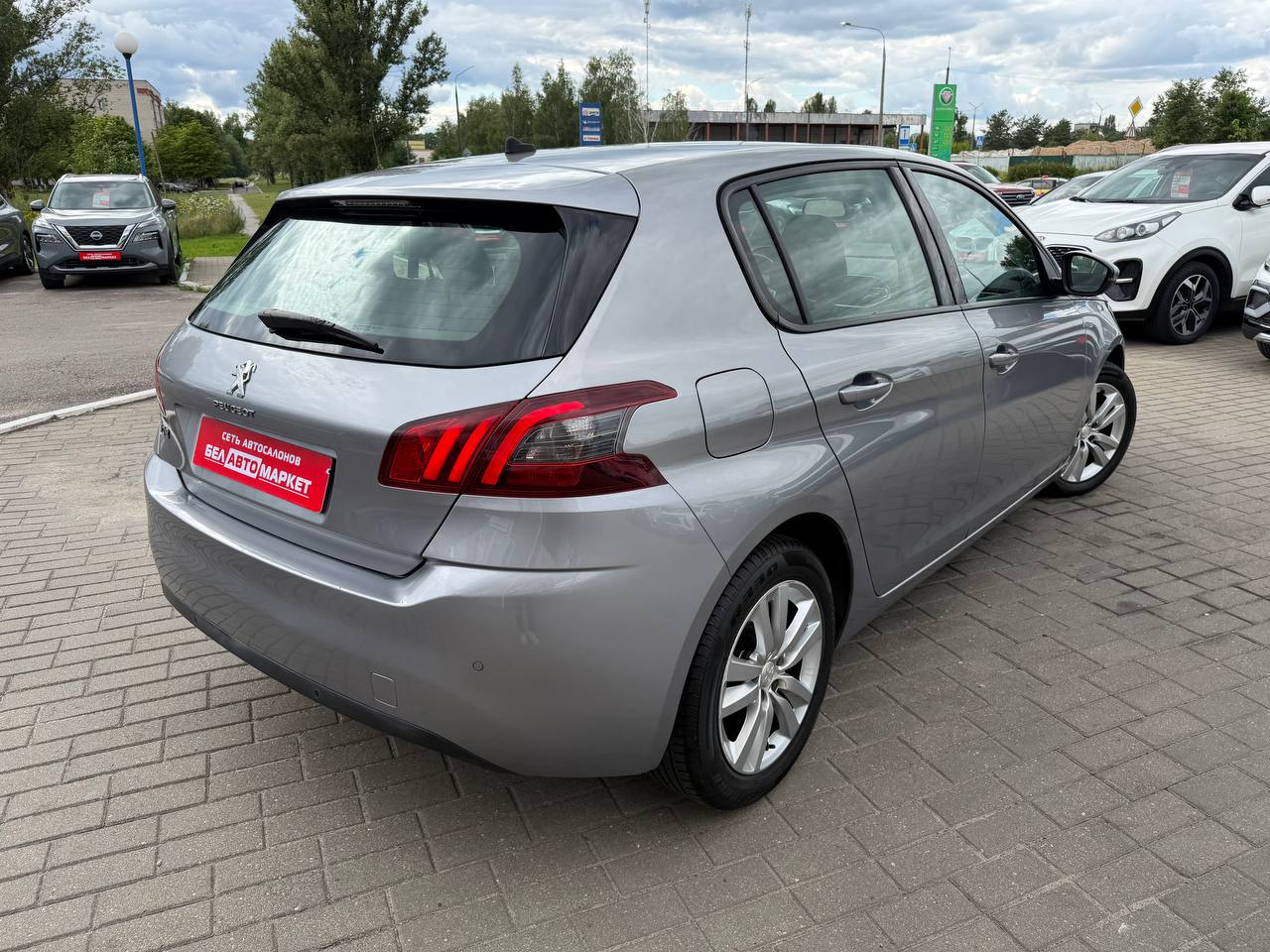 Фото автомобиля 1